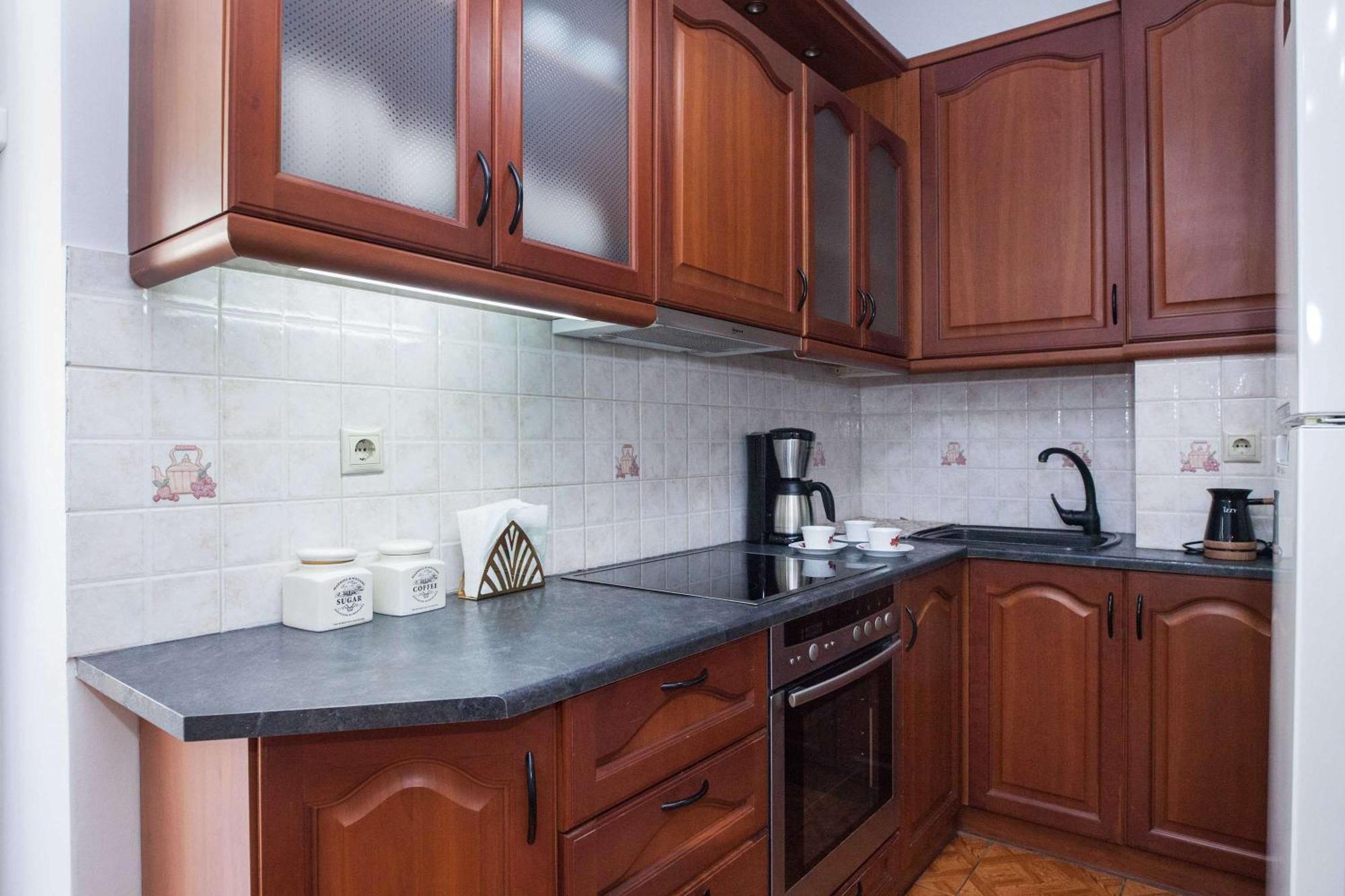 Central 2 Bd Apt With Balcony By Monastiraki Афины Экстерьер фото